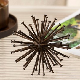 TICKCACY Escultura de metal de estallido, esfera decorativa de mesa con pinchos, pequeña bola de decoración geométrica abstracta de erizo, hierro oxidado, decoración de mesa para el hogar, sala de estar, recámara, estante de oficina