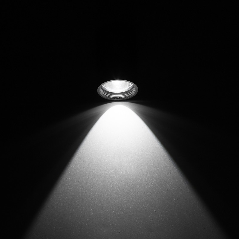 Camping Flashlight USB Charging Telescopic Zoom Function Waterproof 8 Light