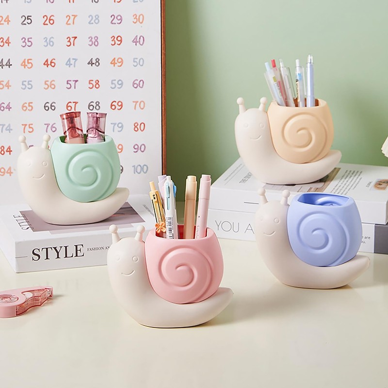 Qaoliffa Cute Snail Makeup Brush Holder,Snail Pen Holder,Toothbrush Holder,Multi Functional