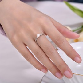 Old English Jewellers 925 Sterling Silver Freshwater Pearl Single Stone Ring size J K L M N O P Q R S - Rhodium Overlay (R)