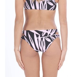 Hurley W Max Leaves Moderate BTM