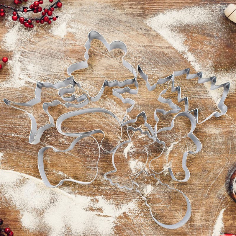 TRIXES 9-Piece Christmas Cookie Cutter Set - Christmas Baking Moulds