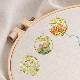 3pcs Flower Series Needle Minder Magne, Needle Minder Magnet, Cute Needle Holders,Cross Stitch Embroidery Needlework Accessories(Flowers and Butterflies) (Flower Card)