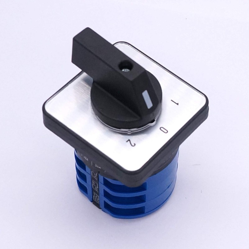 Taiss Universal Changeover Switch 32A 690V 3 Position 12 Terminals