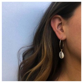 Inilbran Boho Sea Shell Drop Dangle Earrings Silver Cauri Huggie Hoop Earrings Large Hollow Circle Pendant Earrings Vintage Beach Cowrie Shell Large Circle Earrings Jewellery for Women and Women