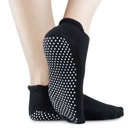 NEWCHAO Non Slip Skid Socks for Women and Men Grip Socks for Yoga Pilates Workout Barre Pregnancy Hospital Maternity Pack of 3