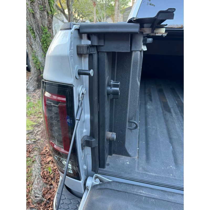 ESI Ultimate Tailgate Seal with Taper Seal Compatible with RAM