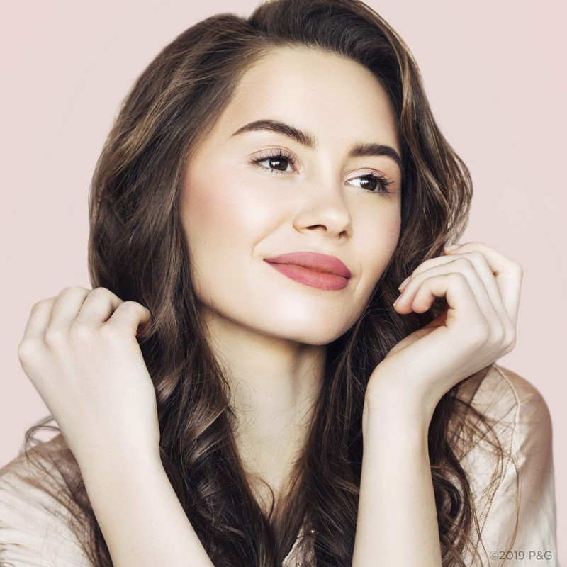 Pantene Nutrient Blends Miracle Moisture Boost Rose Water Shampoo &