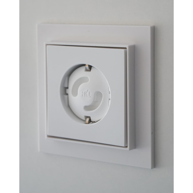 5 x Child Safety Locks for Sockets, Pluggable, Reusable