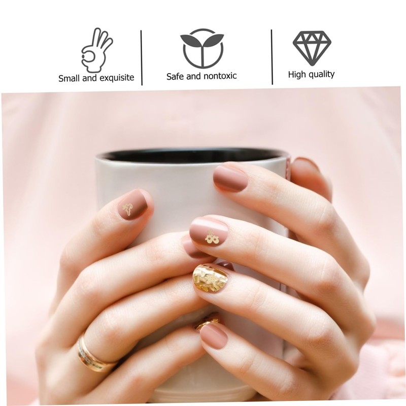 FOMIYES 4 Boxes of Christmas Nail Sequins Manicure Glitter Sequins