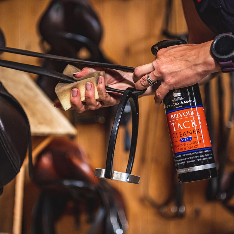 Carr Day and Martin Belvoir Tack Cleaner Step 1 Aluminium