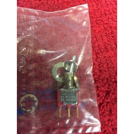 7101SYEQE  ON-ON SPDT 5A 120V  MINI TOGGLE SWITCH C & K NOS