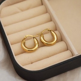 LUVA Chunky Statement Hoop Earrings, 18K Gold Plated Hoops For Women, Waterproof, Trendy Hoop Earrings, Stainless Steel (20 mm)