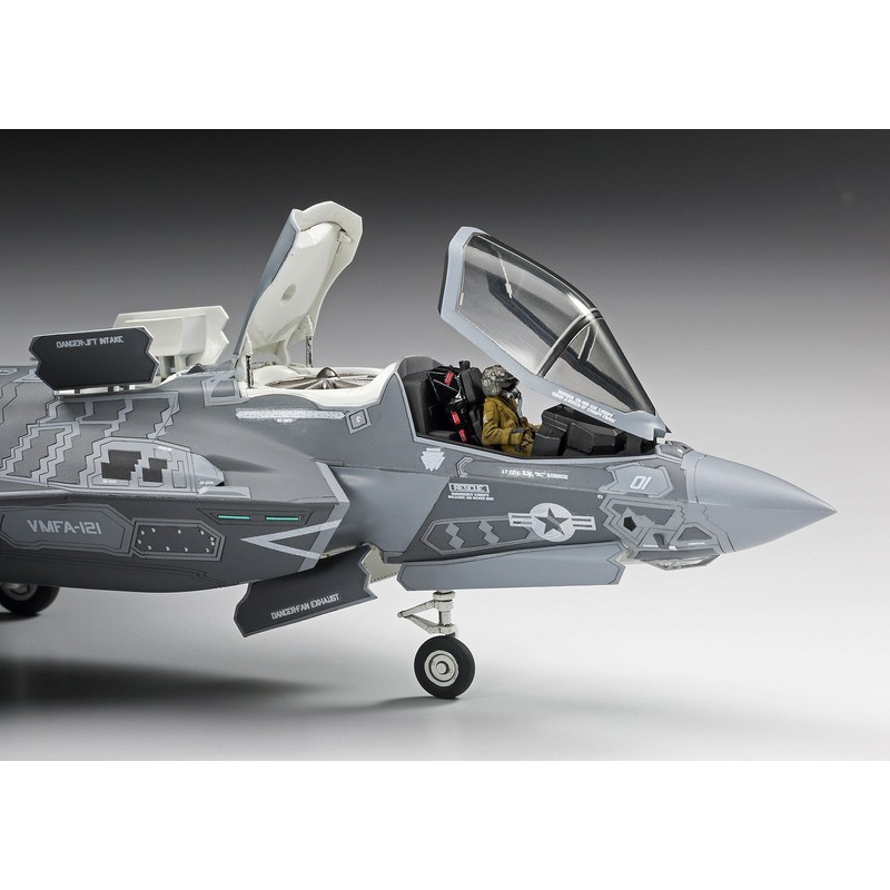 Hasegawa HAE46 F-35 Lightning II B Version US Marine Model