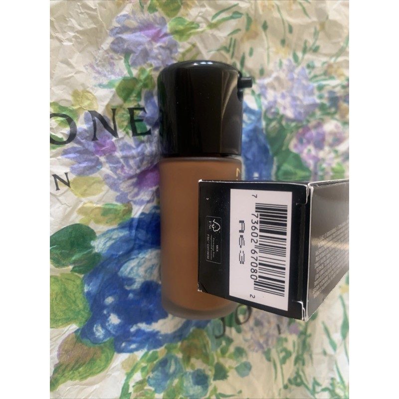 M·A·C Mac Studio Radiance Serum-Powered Foundation (NC50) 30ml