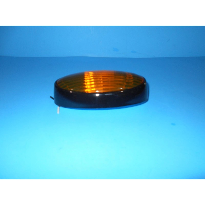 GUSTAFSON *12 VOLT RV PORCH LIGHT OVAL AMBER LENSE RV