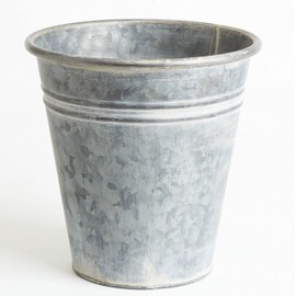 Small Florist's Bucket – 20cm Grey Galvanised Steel Bucket Vase for Fresh or Artificial Flower Stem Bouquet Arrangements – Indoor Home Table Windowsill Sideboard Centrepiece Decor