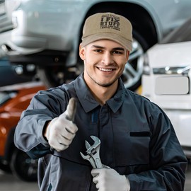 I Fix Stuff and I Know Things Dad Hat - Adjustable Cotton Baseball Cap for Men - Ideal Mens Gifts for Birthday, Father's Day - Funny Vintage Trucker Cap White Elephant Gifts from Son Daughter