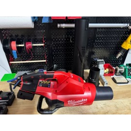 Milwaukee Shorty Car Drying Nozzle for Milwaukee M18 Fuel Leaf Blowers - Dual Battery