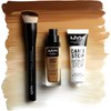 NYX - Brocha de maquillaje profesional con texto en inglés