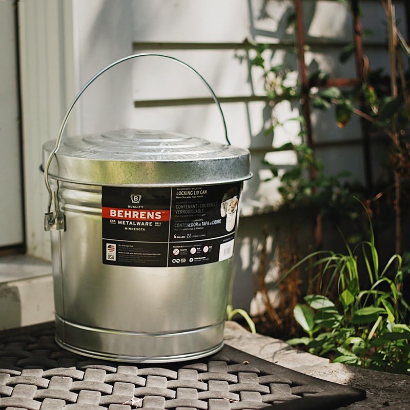 Behrens 6 Gallon Rust Proof Galvanized Steel Locking Lid Dry