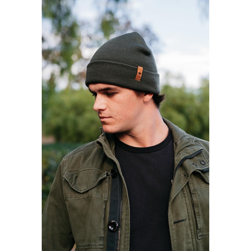 Peter Grimm Grateful Dead Beanie Hat, Unisex (Hunter Green)