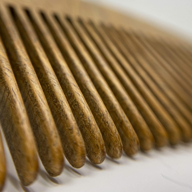 ZilberHaar - Beard Comb - 100% Scented Sandalwood - Essential