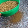 Calayu Plastic Garden Sieve, Earth Sieve Handheld Stone Sand Sieve