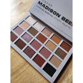 Eyeshadow Morphe x Madison Beer Channel Surfing Artistry Palette BNIB