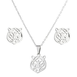 Dreuyet Tiger Head Stud Earrings Necklace Set for Women Punk Rock Stainless Steel Animal Necklace Simple Cute Tiger Stud Earrings Hip Hop Hollow Animal Trendy Jewelry Set (Silver)