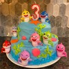 SAKOLLA シャークケーキトッパー - 8パック リトルシャークファミリーケーキデコレーション 子供の誕生日パーティー ベビーシャワー用 (カラーボックス梱包)