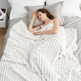 Amélie Home Faux Fur Throw Blanket for Couch, Rabbit Fur Warm Luxurious Soft Striped Cozy Fluffy Plush Gift Blankets for Family Sofa Chair Bed Living Room,Ivory,60 x 80 inch