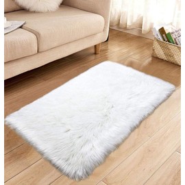 HARESLE Sheepskin Rug,Soft Faux Fur Rug,White Rugs for Bedroom,Fluffy Rugs Living Room,Small High Pile Rectangular Carpet,Non-Slip Area Carpet(White,40x60cm)