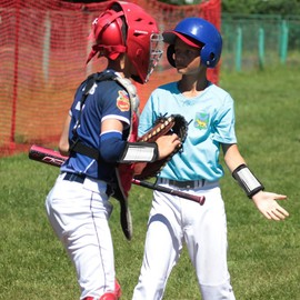 Udbrud Football Wrist Playbook, Fold Transparent Cover Tactical Wrist Coach Football Card Holder Wristband Notepad for Various Sports