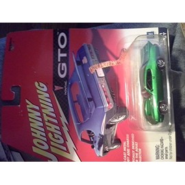 Mattel Hot Wheels 1998 Sugar Rush Series II 1:64 Scale Die Cast Metal Car # 2 of 4 - Red Nestle 100 Grand Convertible Coupe Jaguar XK8