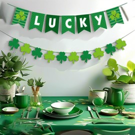 Green Lucky St Patrick's Banner - Glitter Shamrock Banner for Saint Patrick's Day Irish Party, Lucky Banner for Mantel Indoor Decor