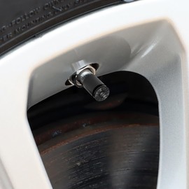 Zpana Car Tire Valve Stem Caps, 8PCS Dustproof Bullet Shaped Vehicle Air Stem Covers, Aluminum Alloy Airtight Automotive Replacement Accessories, Universal for SUV, Sedan, Truck(Black)