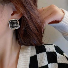 Yienate Geometric Square Crystal Stud Earrings Vintage Black Square Earrings Wedding Bridal Rhinestone Square Earrings Statement Crystal Stud Sparkling Prom Earrings For Women, Crystal