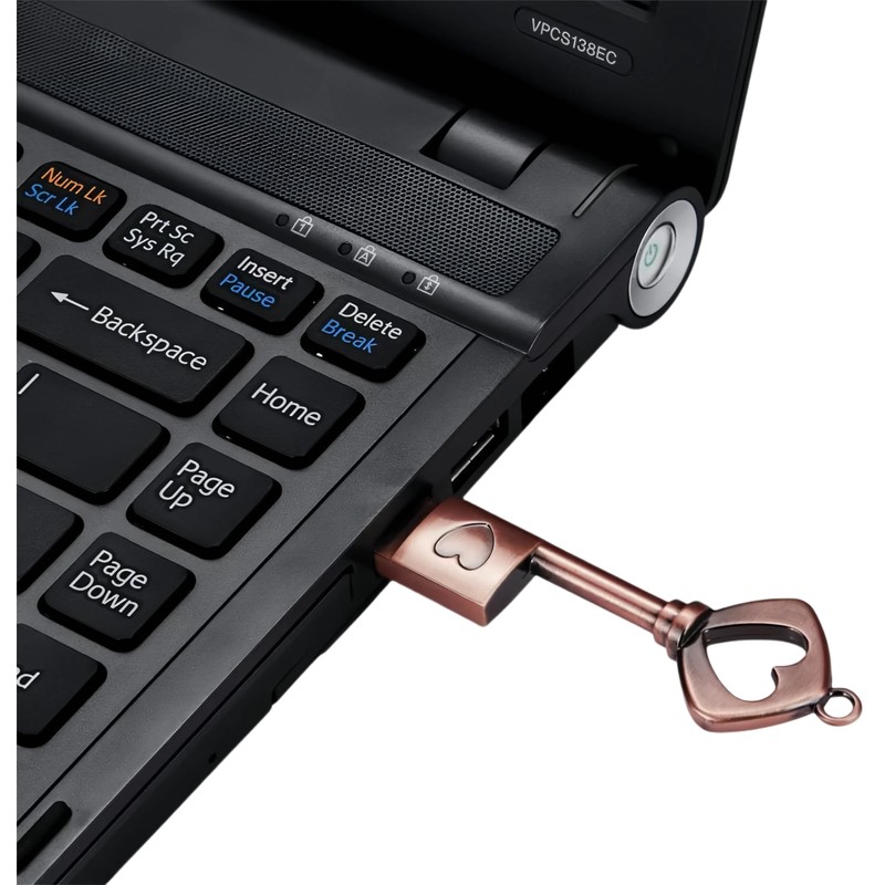 WooTeck 128GB HeartKey USB Flash Drive Metal Key Heart Data
