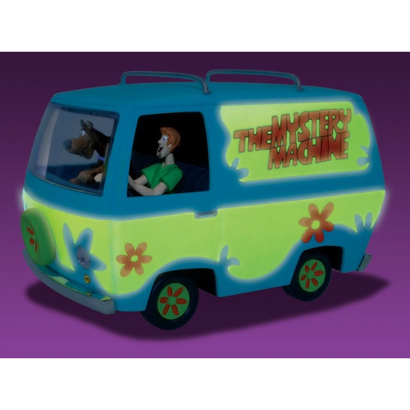 Round 2 Polar Lights Scooby Doo Mystery Machine Model Kit
