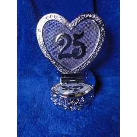 Bush New Elegant Bush Silver plated Decored Heart 25th Anniversary caketop H-25