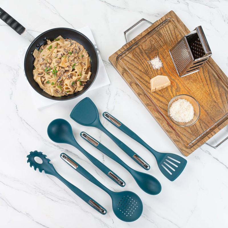 Restaurantware-Met Lux Kitchen Utensil Set, 1 Silicone Utensil Set -