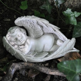 Vintage Cherub Wrapped in Wings Frost Proofed Stone Polyresin Angel Child. Indoor Outdoor Garden Decor L17cm