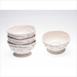 Firenze Ivory 6-Inch Ceramic Ice Cream Bowls, Set of 4 – Elegant Embossed 22 oz Dessert Bowls with Vintage Scroll Rim – Classic White Dishware for Sweets, Snacks, and Entertaining