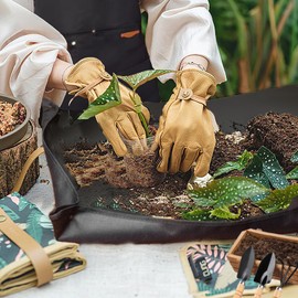 SRUIHAX Plant Mats for Repotting,5 Pack,Gardening Potting Tray with Accessories,Garden Shovel Soil Tools Sets and Apron,Women's/Men's Gift (Black)