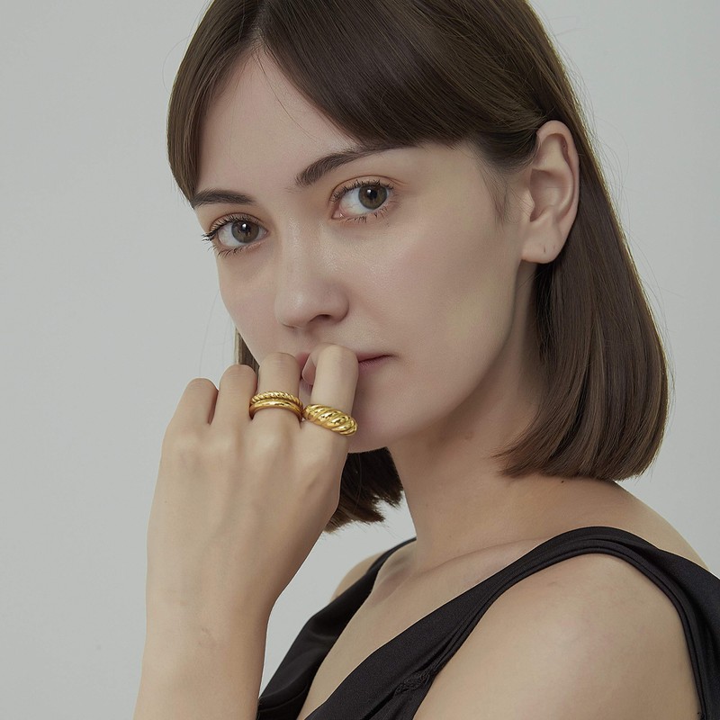 Shapes Studio The Dome Croissant Band Ring (7) (Large)