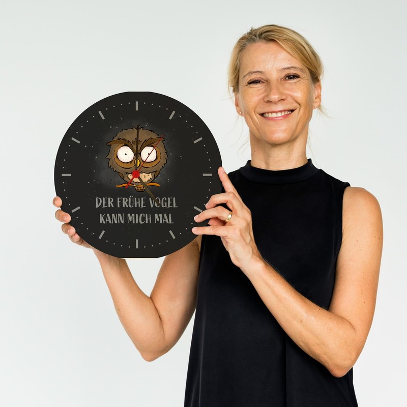 speecheese Owl Wall Clock with Saying Der frühe Vogel kann