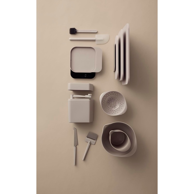 Rosti Classic Dough Scraper 25.7 x 6.5 cm L Humus