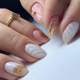 RUOKEXIN Short Press on Nails Oval Fake Nails Press ons Gold Sparkly False Nails with 3D Flower Designs Almond Artificial Nails Acrylic Glue on Nails Cute Stick on Nails for Women 24Pcs