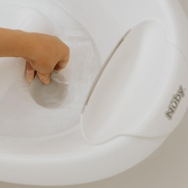 Nuby Sit and Bathe Compact Bathtub